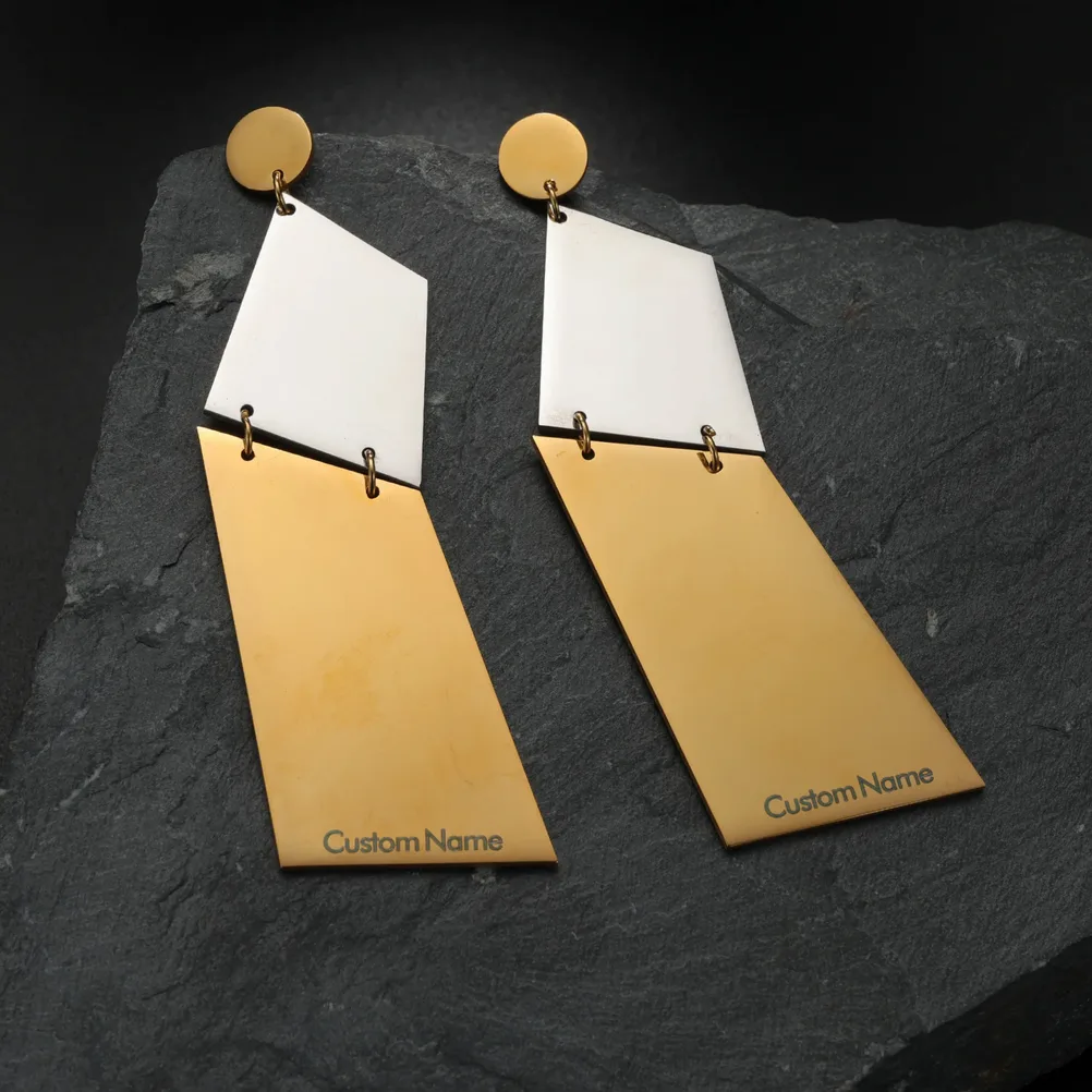 Boucles d'oreilles en acier gravable au prénom — vue 5 — Gemzara