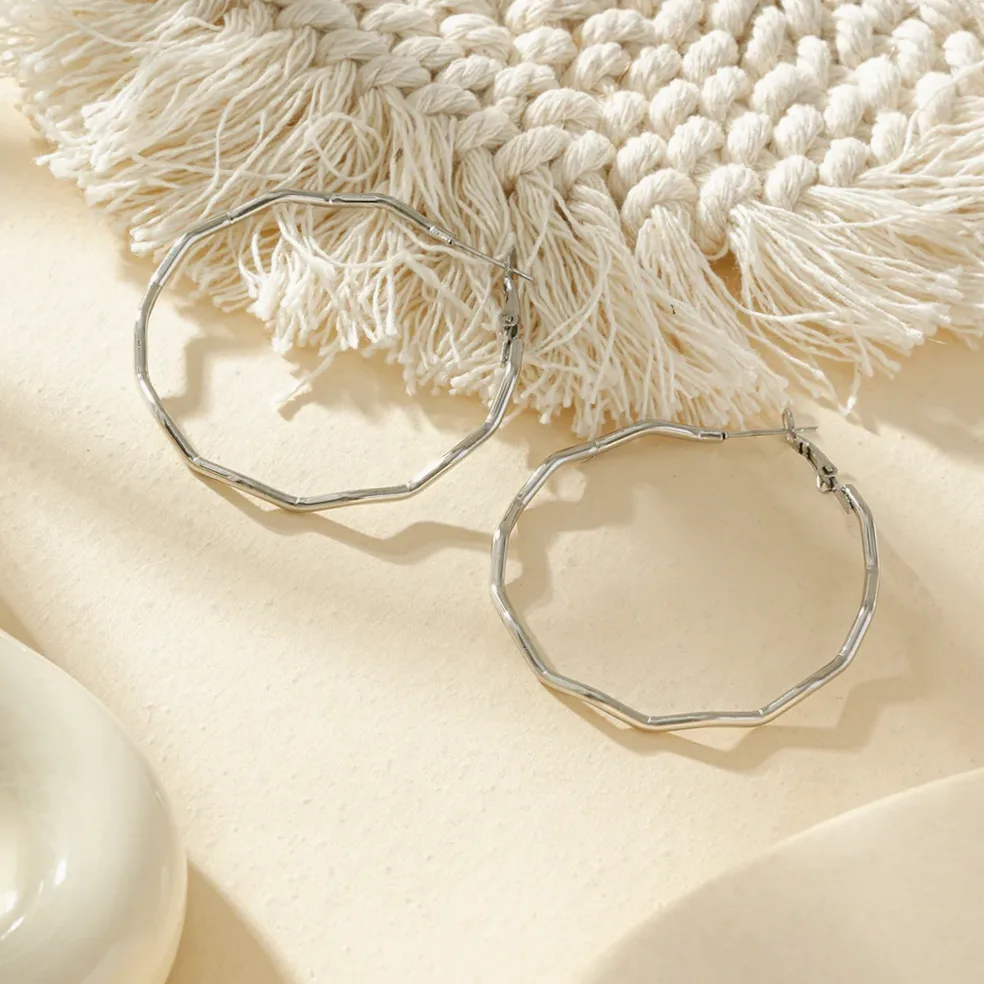 Boucles d'oreilles créoles vagues — présentation et emballage cadeau