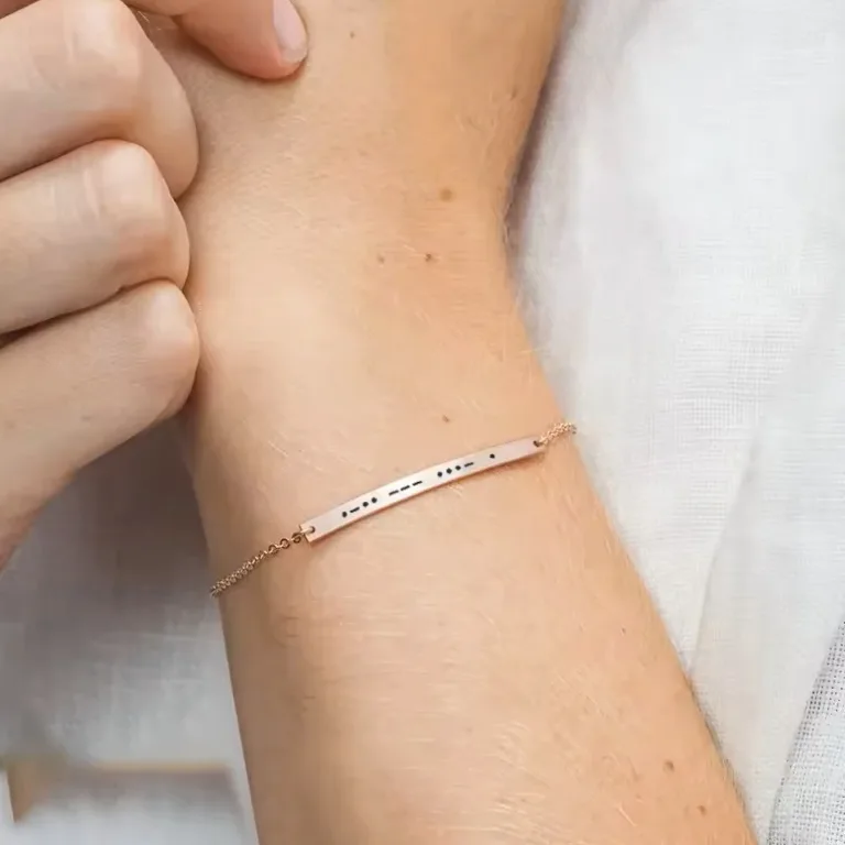 Bracelet acier inox gravable en code Morse — Gemzara