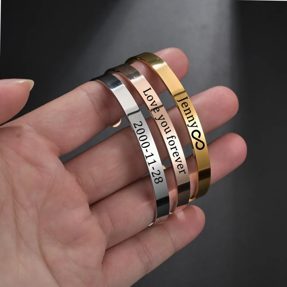 Bracelet acier inoxydable personnalisable prénom & date — vue 4 — Gemzara