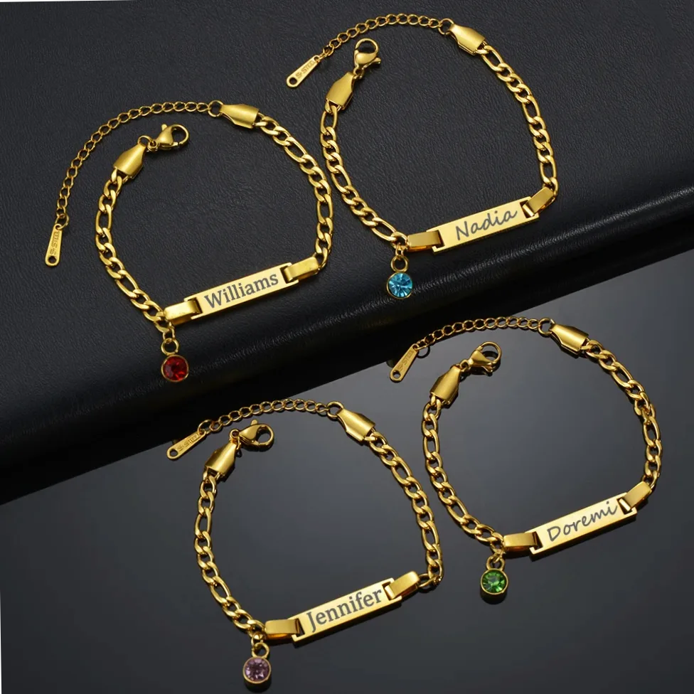 Bracelet en acier gravé au prénom pour enfant — vue 4 — Gemzara