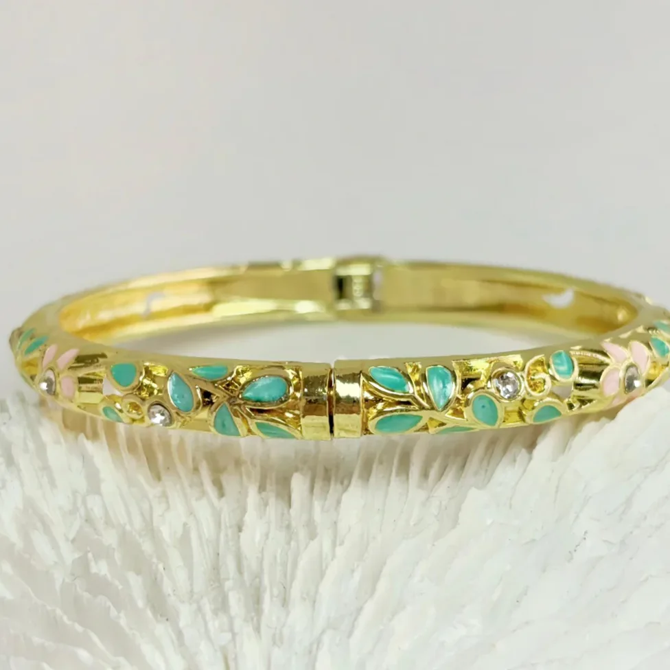 Pulseira jonc colorida strass brilho feminino — vista de escala e dimensões