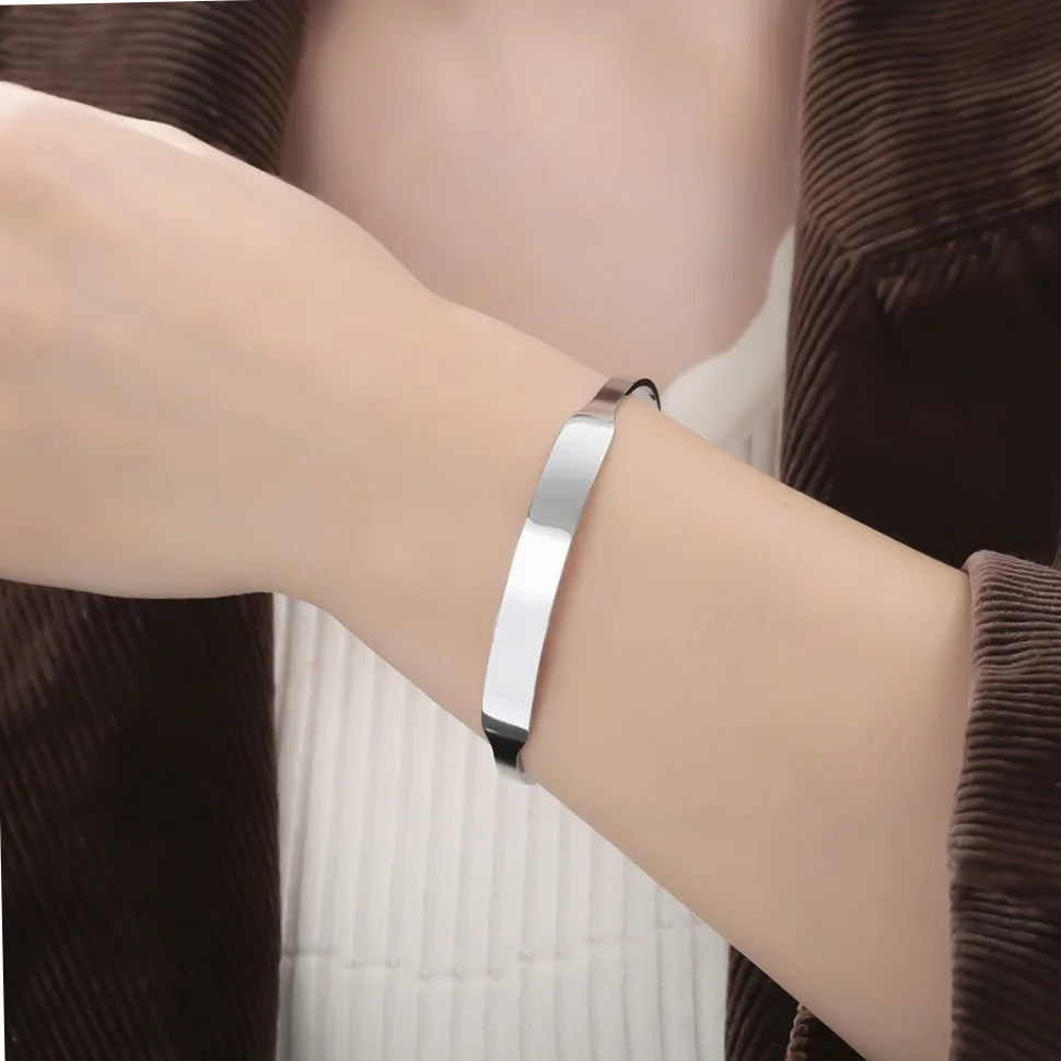 Bracelet manchette acier gravé prénom hébreu personnalisable — vue 4 — Gemzara