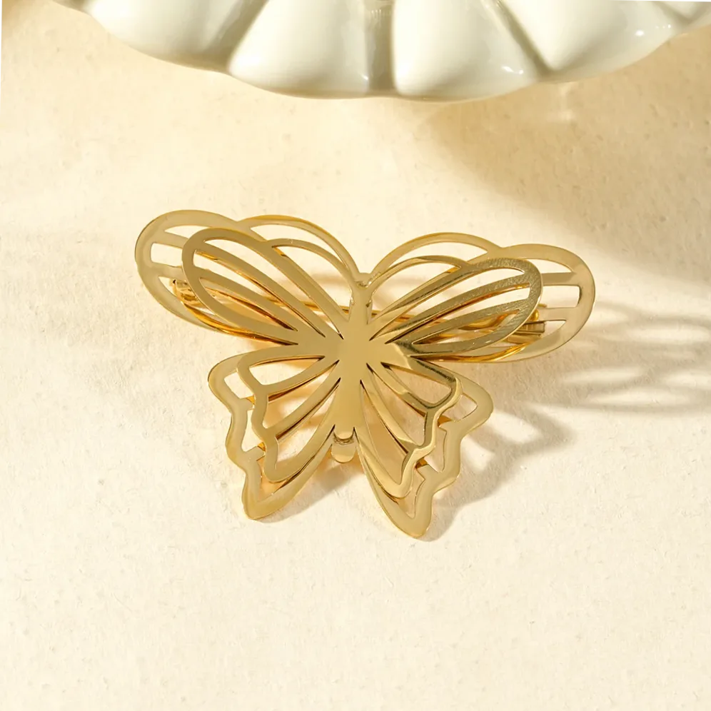 Broche dourada borboleta linhas minimalistas usado em Aço inoxidável