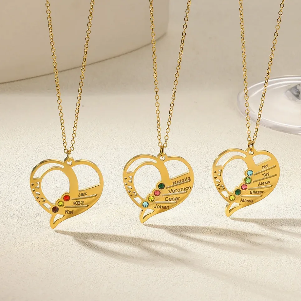 Collier cœur en acier gravable au nom de famille — vue 2 — Gemzara