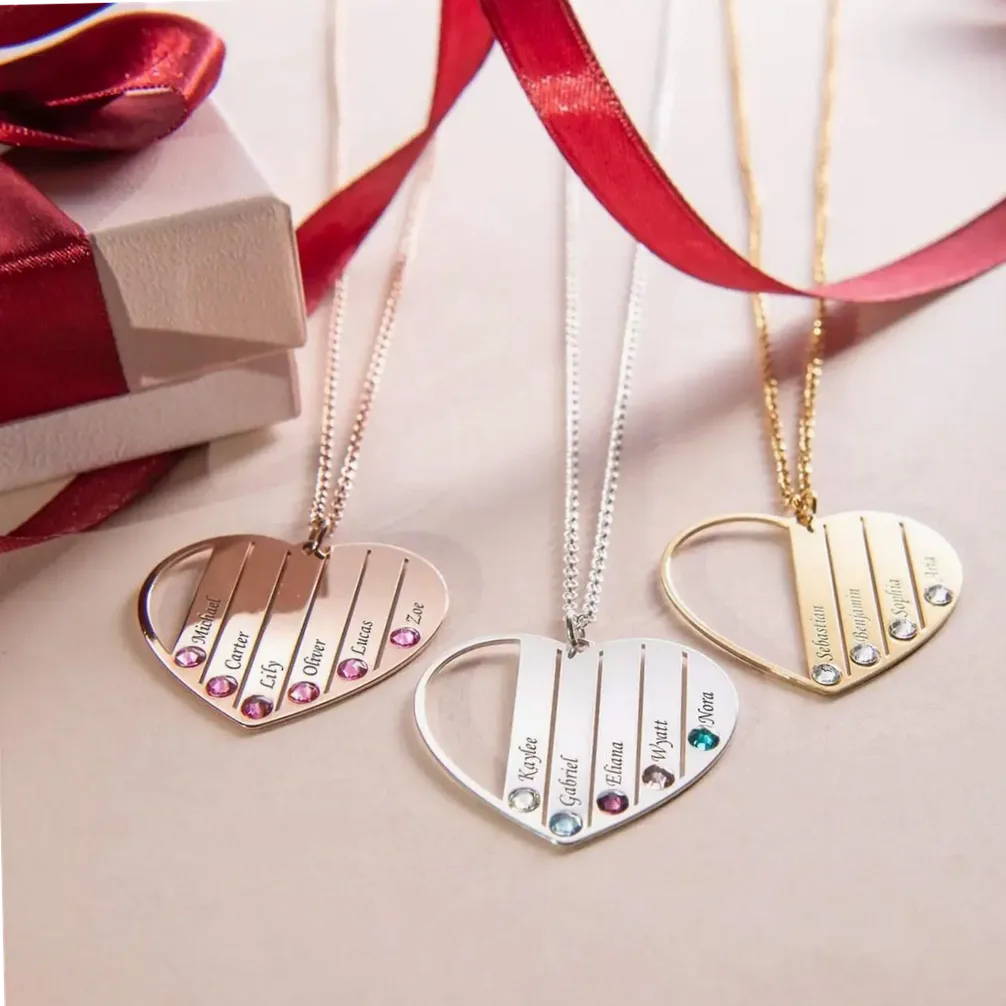 Collier cœur gravable au prénom et date — vue 3 — Gemzara