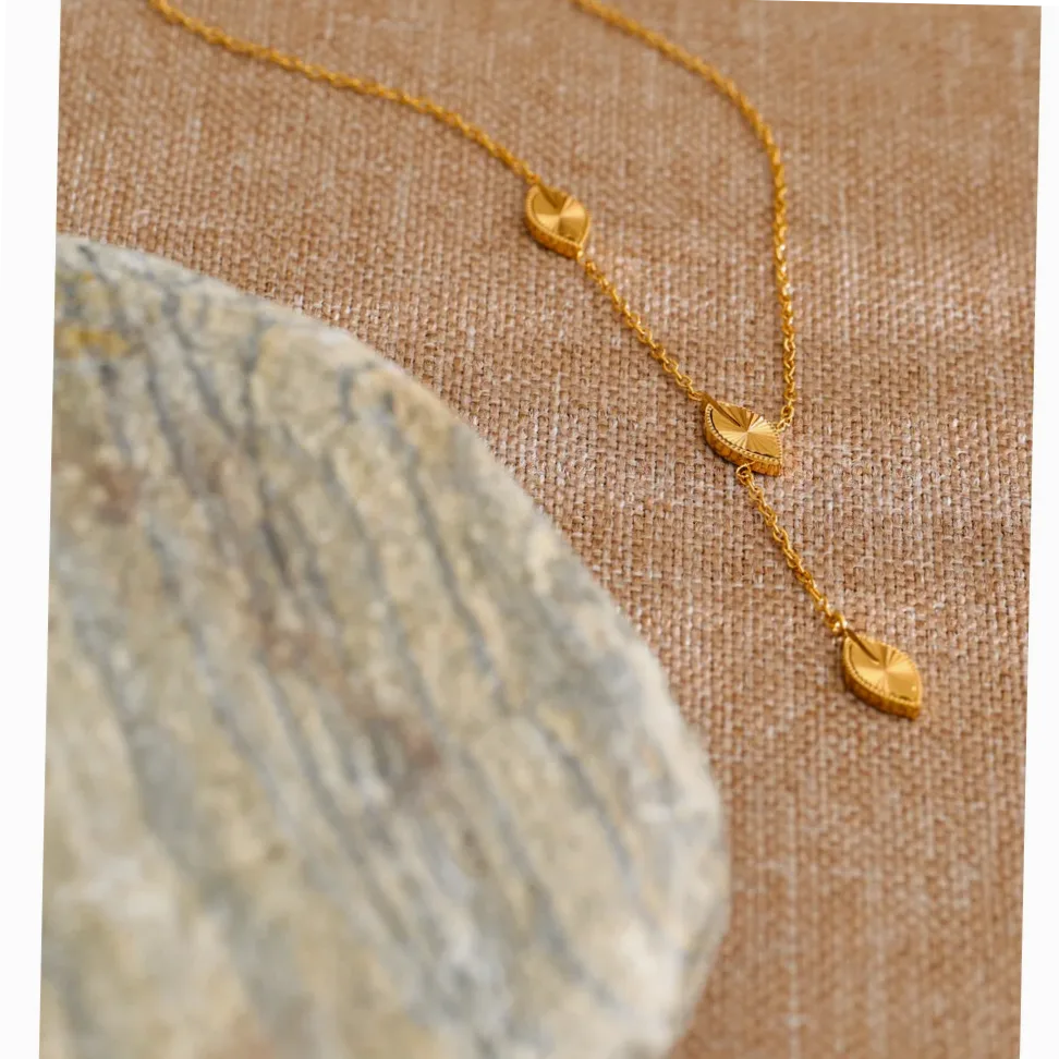 Colar corrente fina pingentes ginkgo cascata elegante, 40 cm + 4 cm de extensor — Gemzara