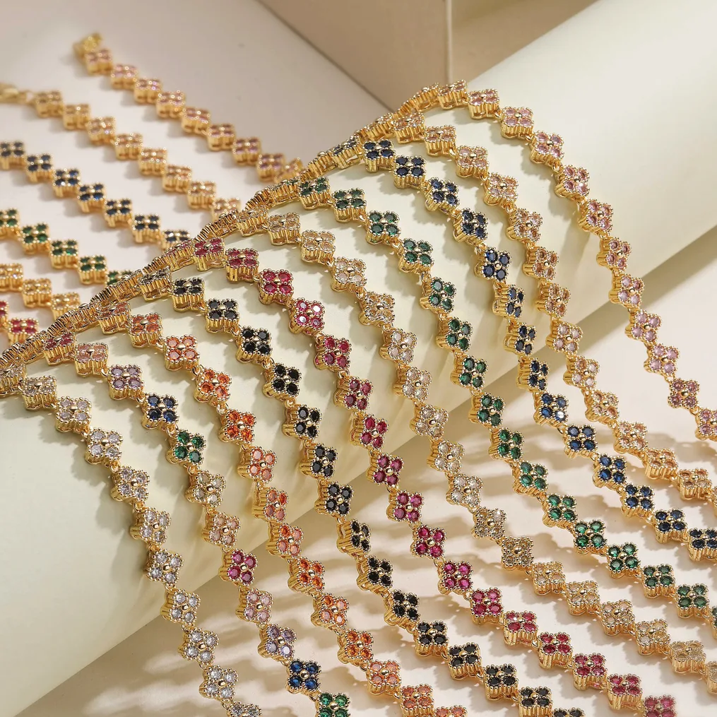 Juego de Joyería de Lujo en Acero Inoxidable con Baño de Oro y Zirconias Cúbicas - Collar y Pulsera para Noche de Gala