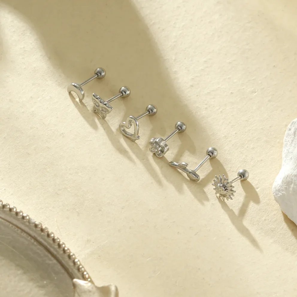 Detalle del material y acabado — Pack 6 piercings decorativos diseños variados mujer