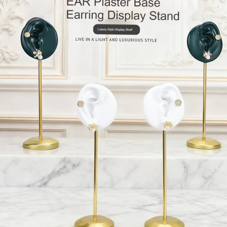 Jewelry Displays – Elegant and Practical Showcases